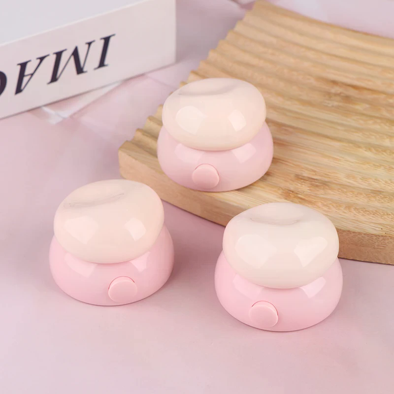 Watering Can - Mini caja de crema facial de